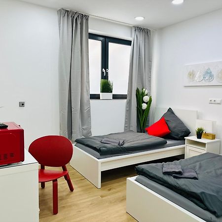 Doppelzimmer Mira 4 Pulheim Eksteriør bilde